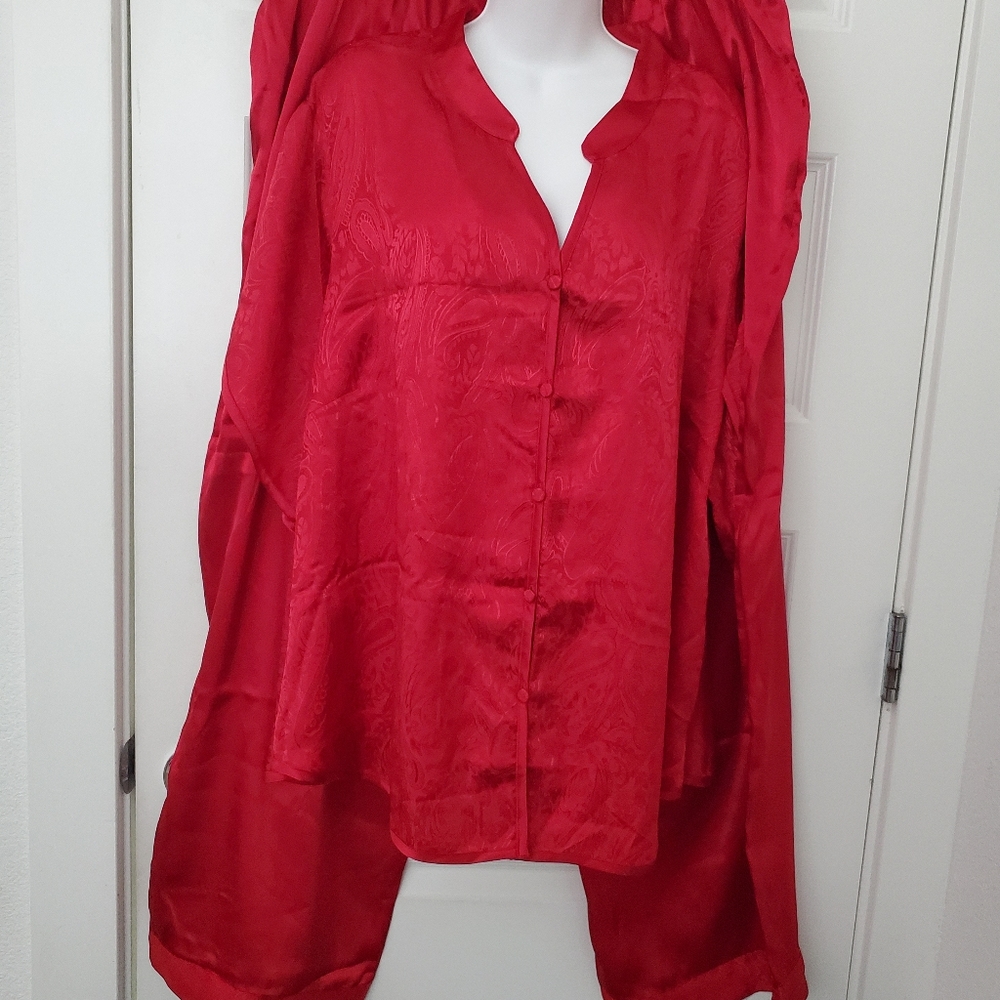 Sexy ..Sensual Cacique Sleepwear Pajamas set size 26/28.